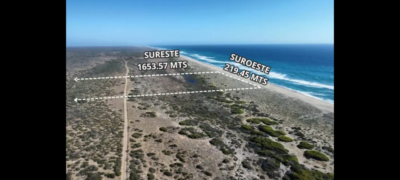 Propiedad con frente de playa al norte de La Paz